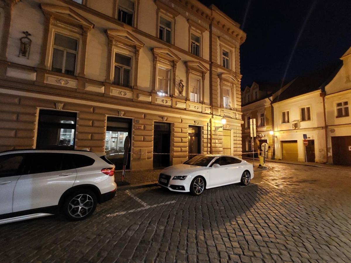 Byt 2+Kk Na Velkem Namesti Hradec Kralove Luaran gambar