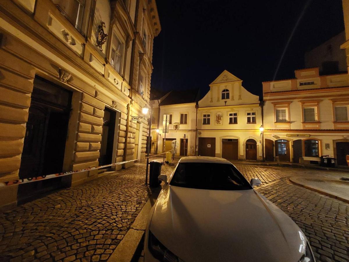 Byt 2+Kk Na Velkem Namesti Hradec Kralove Luaran gambar