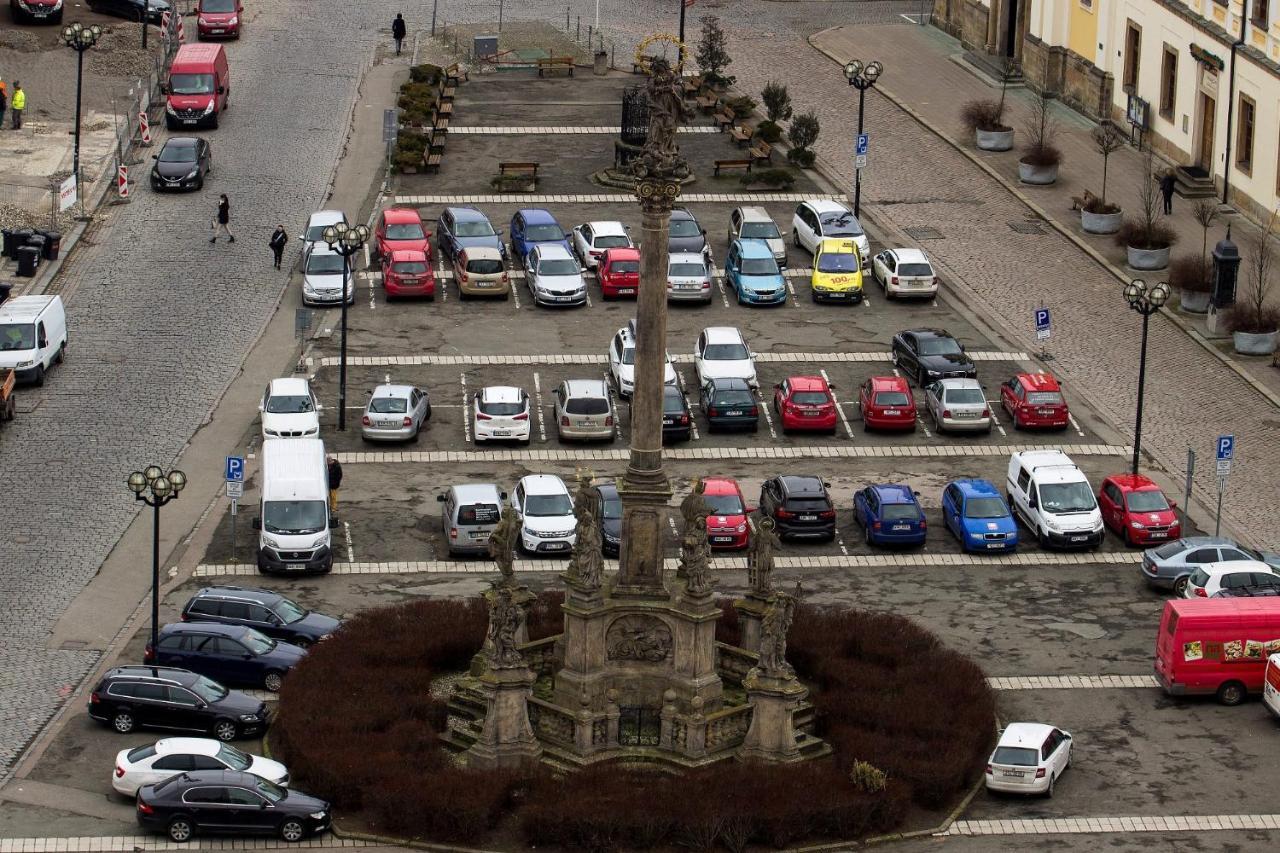 Byt 2+Kk Na Velkem Namesti Hradec Kralove Luaran gambar