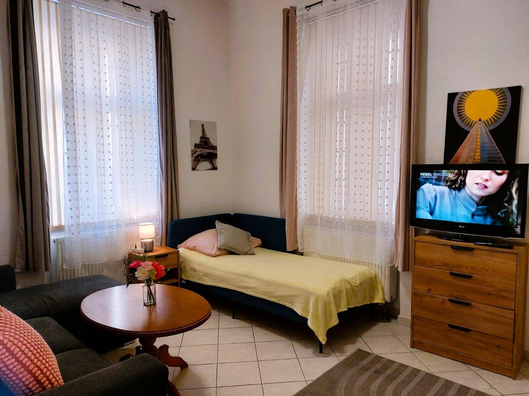 Byt 2+Kk Na Velkem Namesti Hradec Kralove Luaran gambar